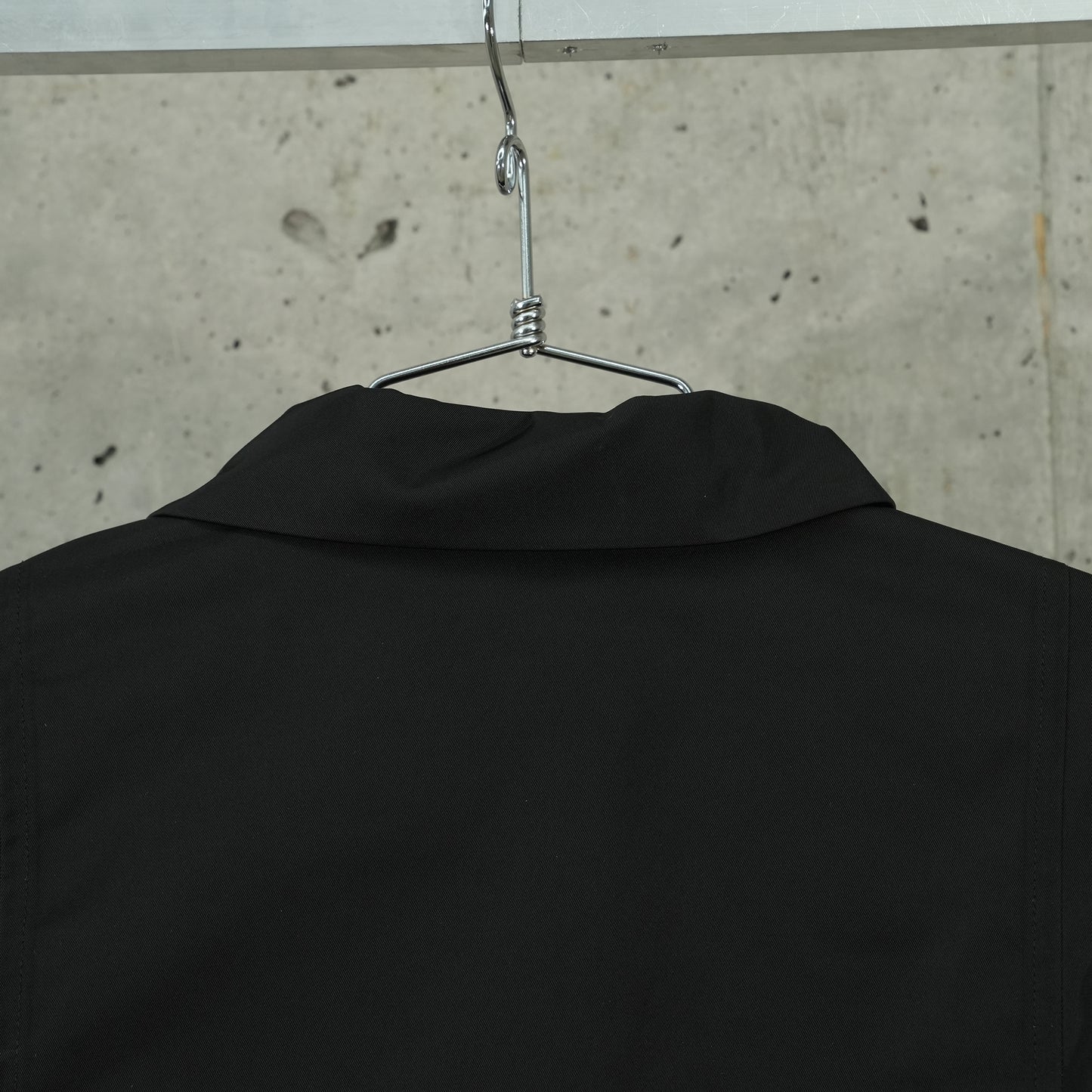 RUBBER LOGO NYLON JACKET / BLACK