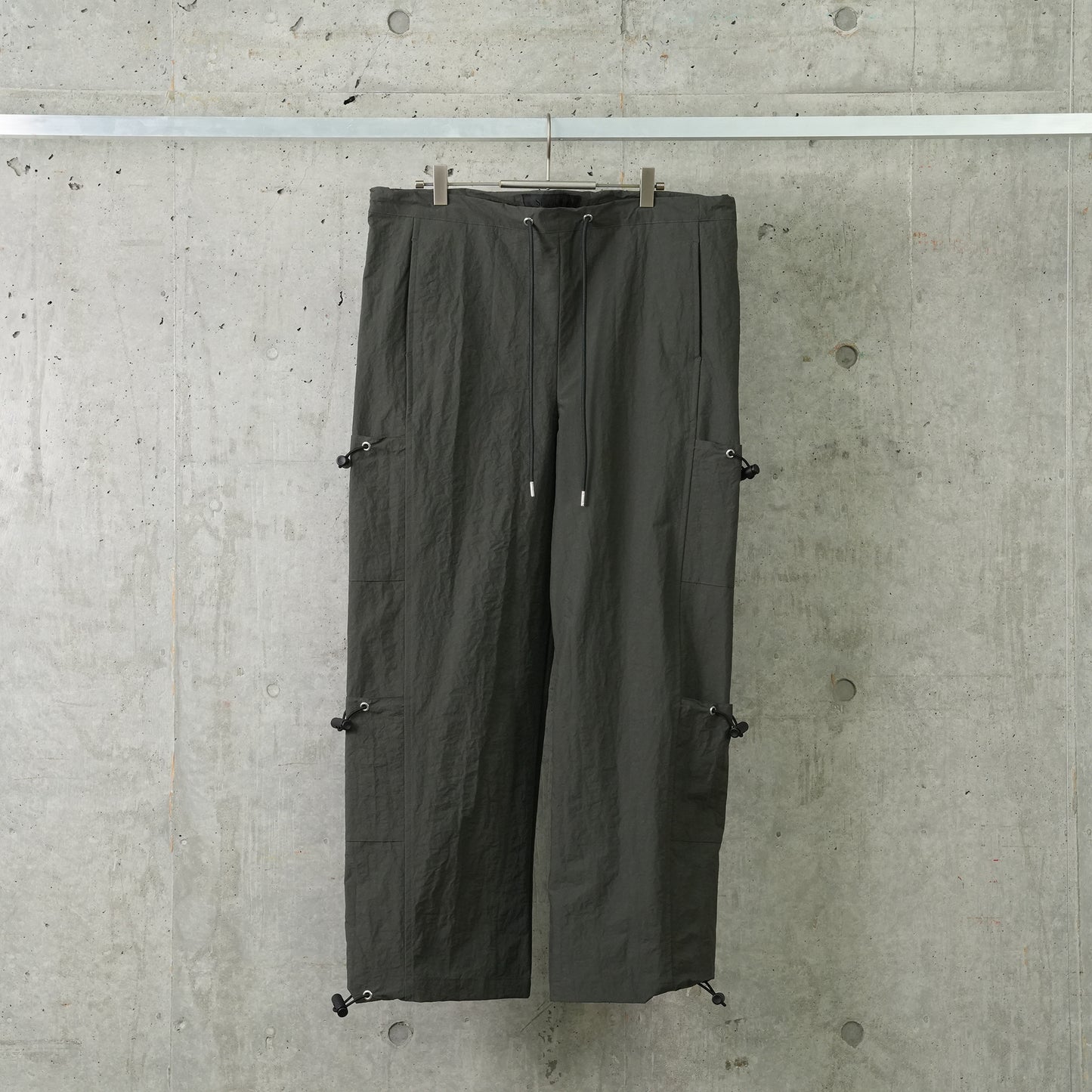 STONE GATHERED PANTS / GREY