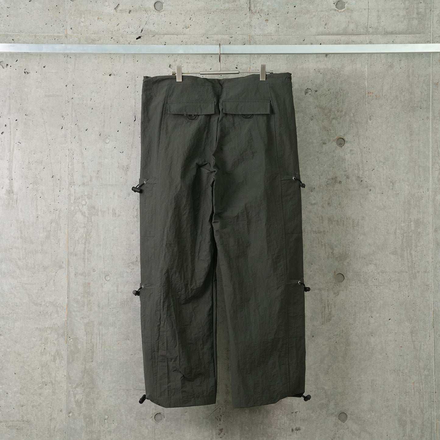 STONE GATHERED PANTS / GREY