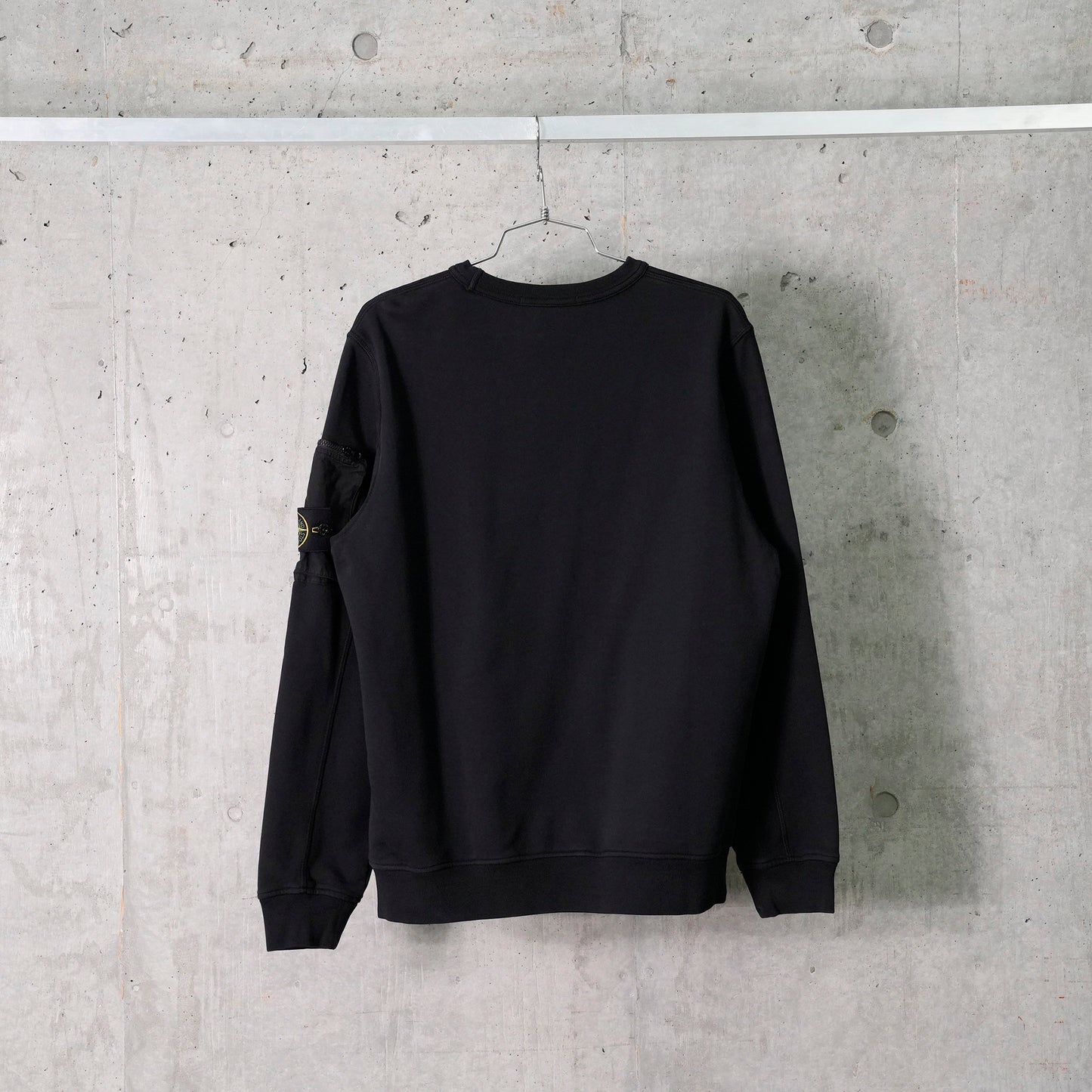 SWEATSHIRT / V0029