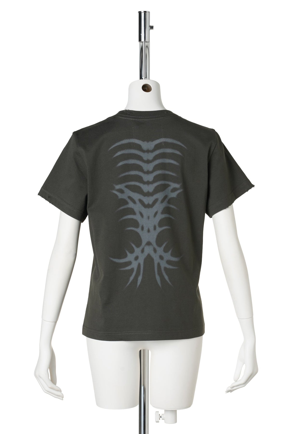 T-SHIRT / DARK GREY