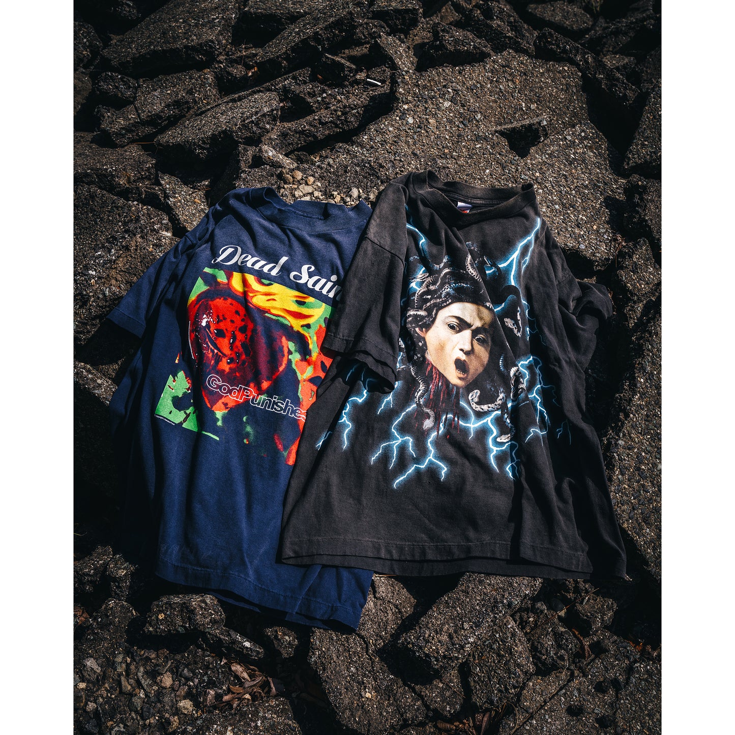 SS TEE/DEAD SAINT / NAVY