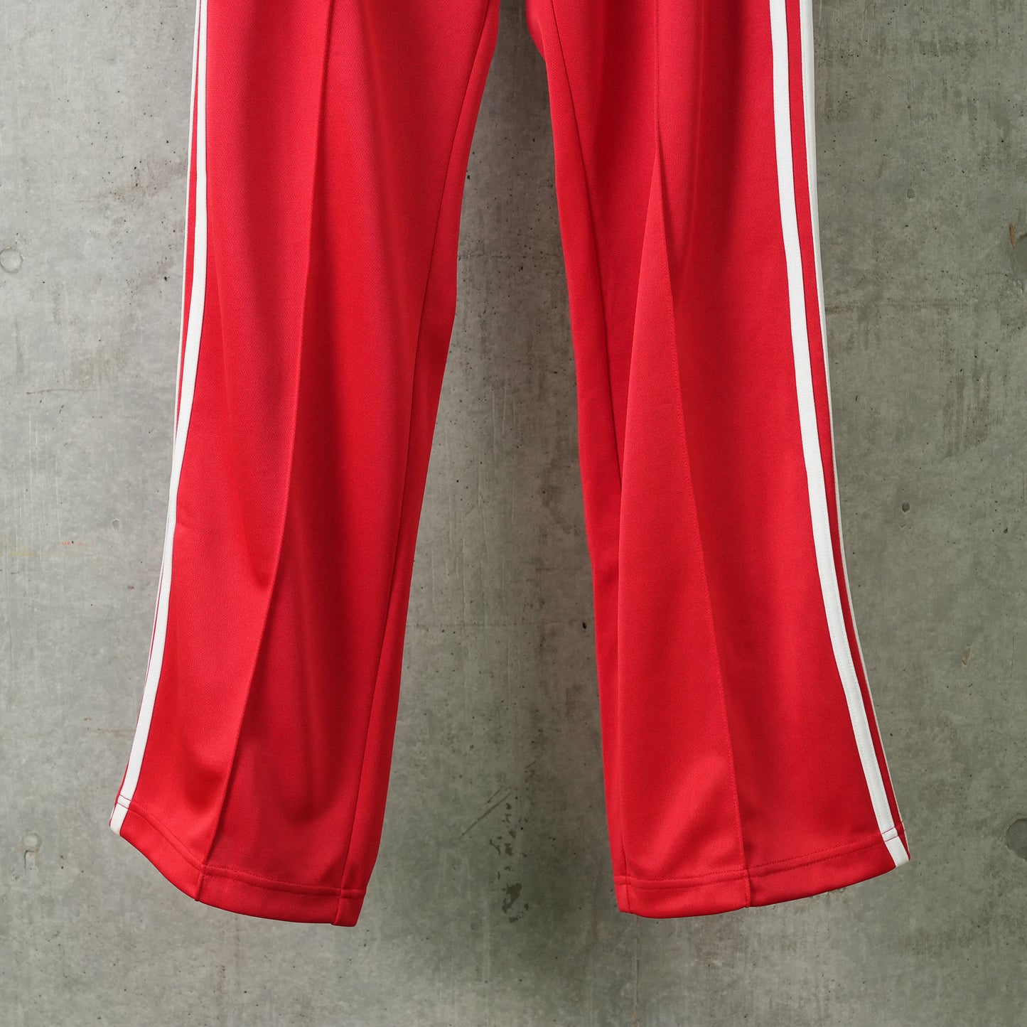 TRACK PANTS/SAINT / RED