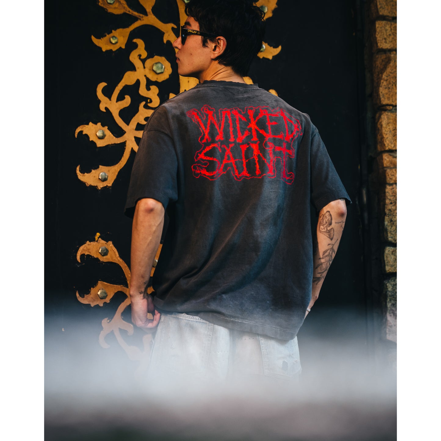 SS TEE/HOLY SAINT / BLACK