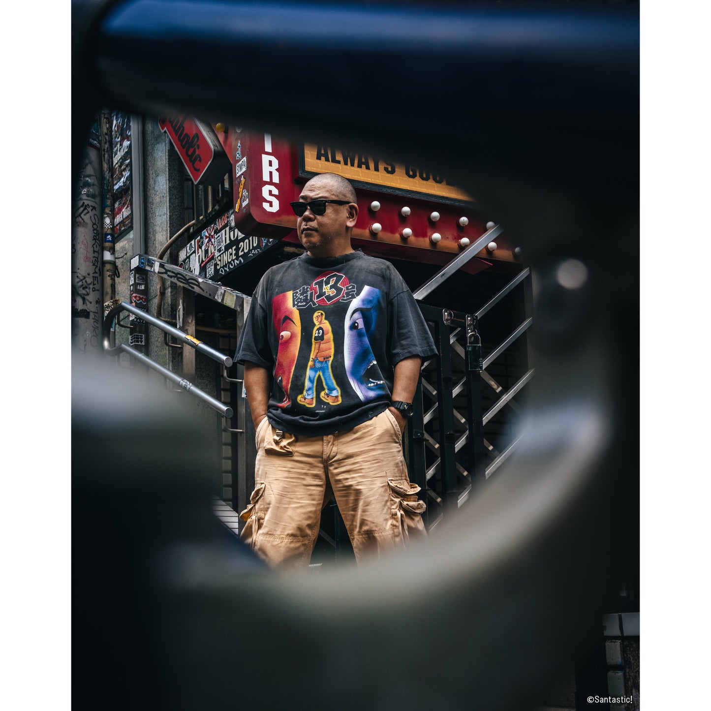 SAINT Mxxxxxx x Santastic! x GEEKS RULE GS_SS TEE/隣人13号 / BLACK