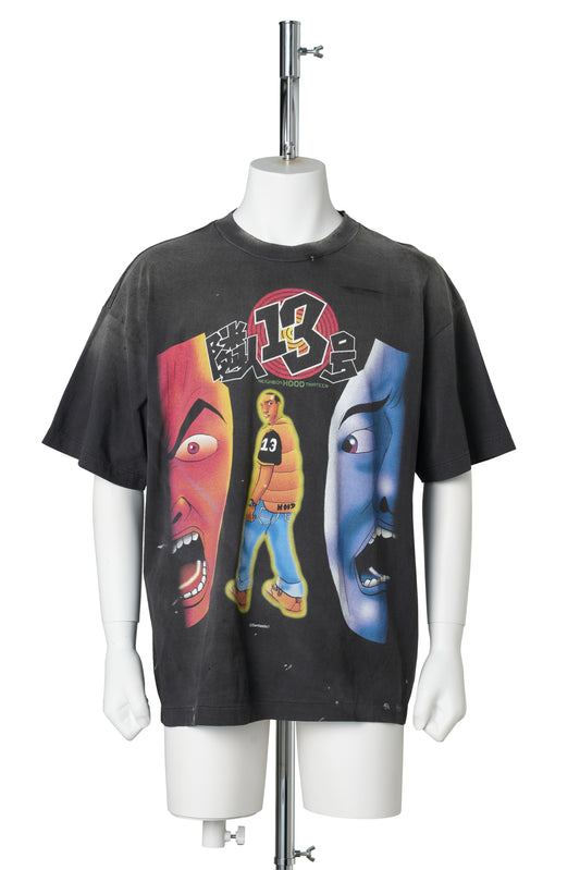 SAINT Mxxxxxx x Santastic! x GEEKS RULE GS_SS TEE/隣人13号 / BLACK