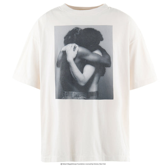 SAINT Mxxxxxx x Rober Mapplethorpe MT_SS TEE/EMBRACE / WHITE