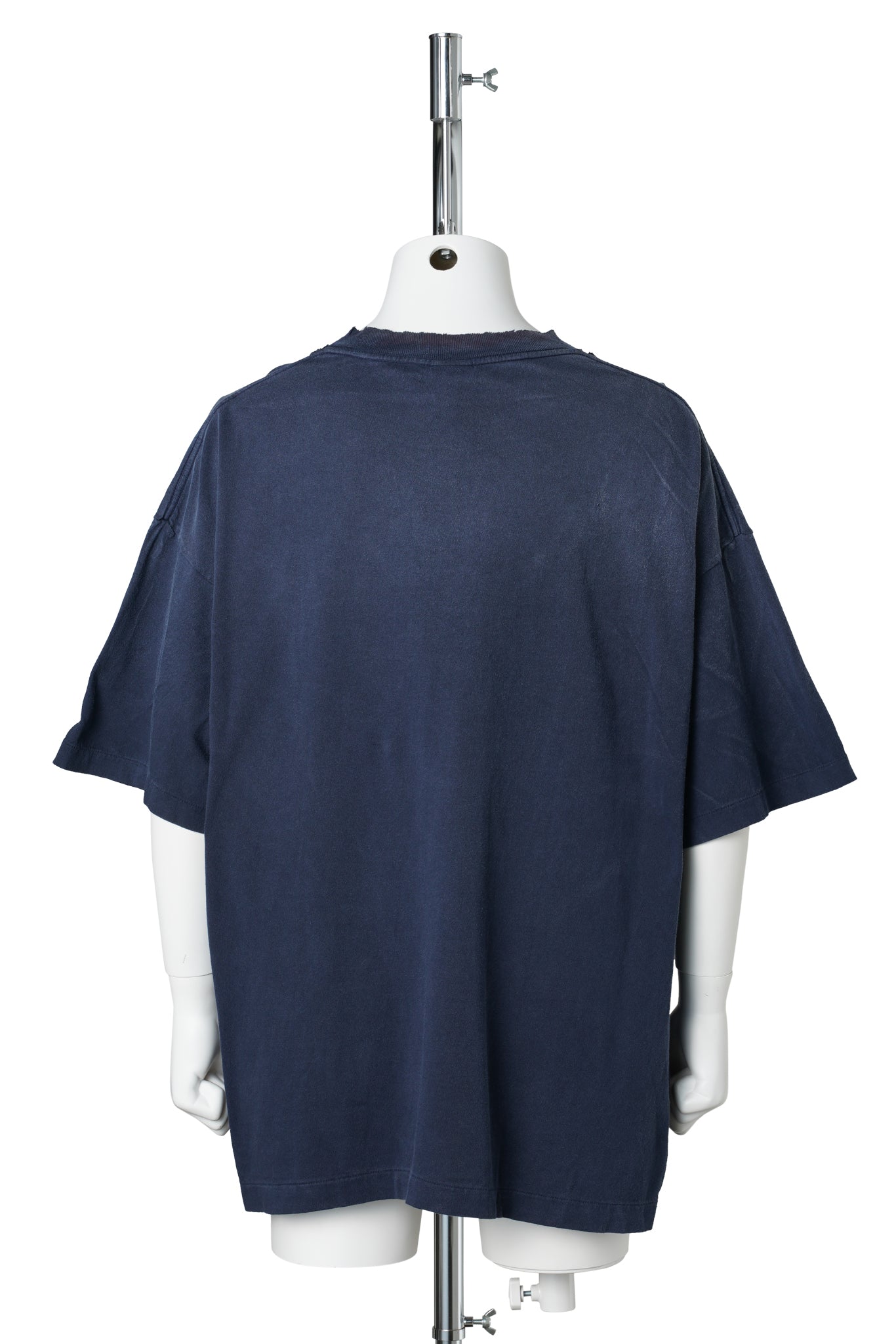 SAINT Mxxxxxx x NEIGHBORHOOD STHD . SS TEE SAINT NBHD / NAVY