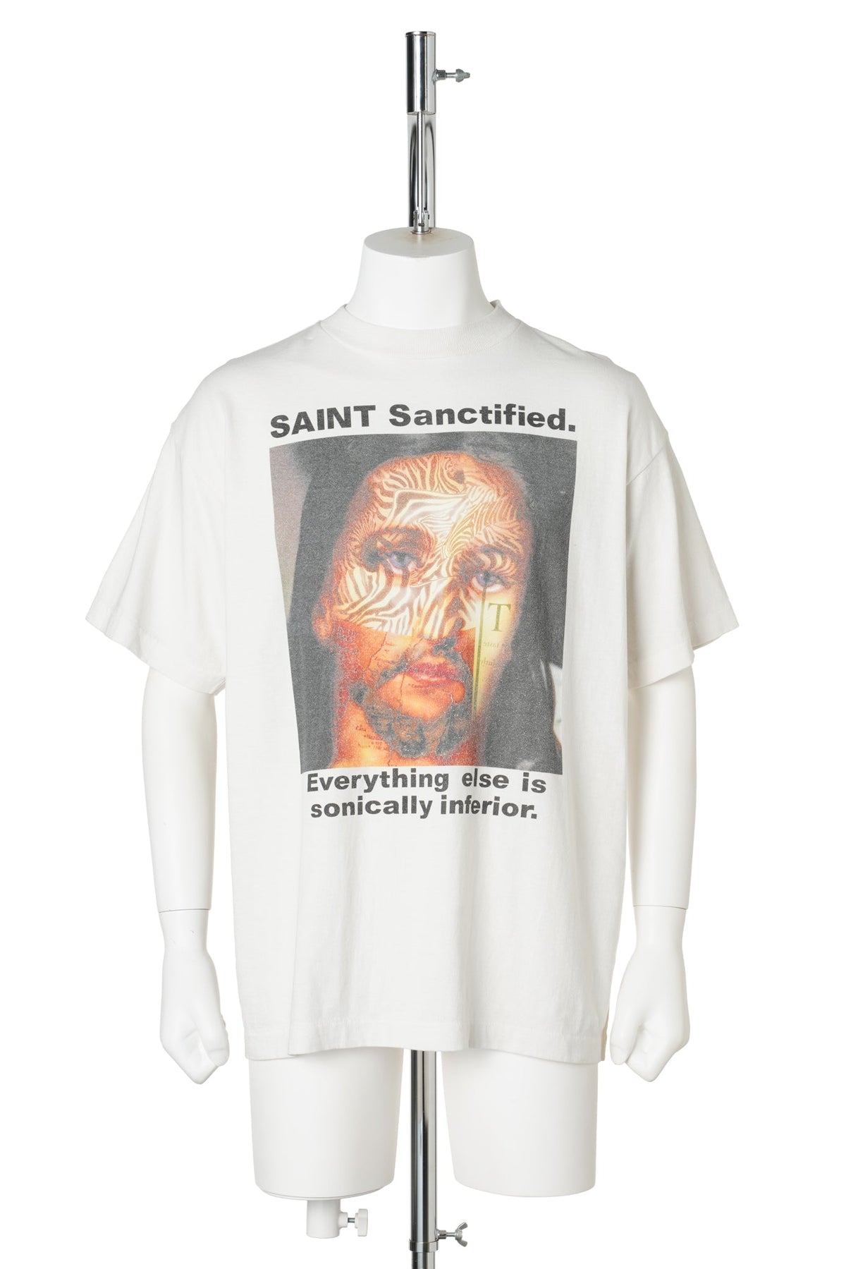 SS T-SHIRT/SANCTIFIED / WHITE
