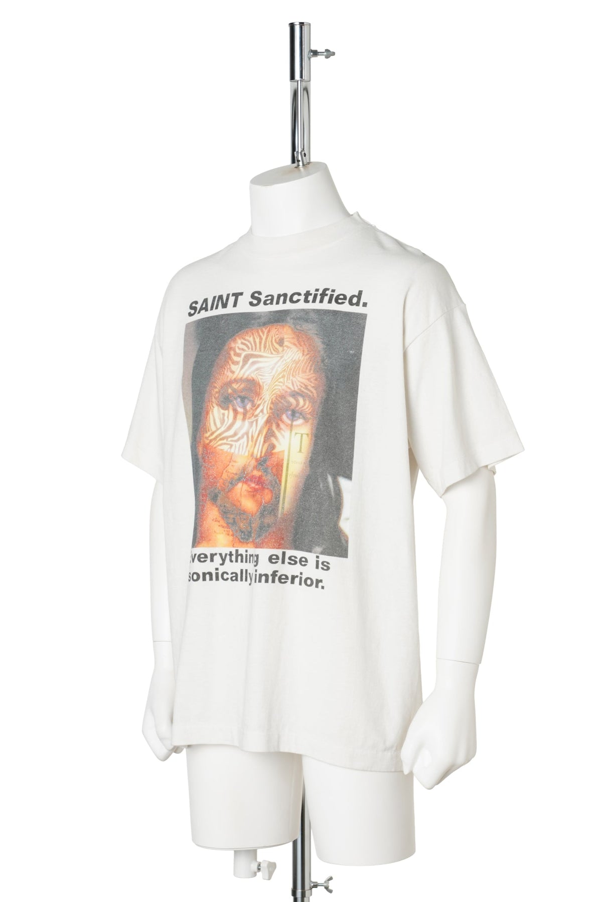 SS T-SHIRT/SANCTIFIED / WHITE