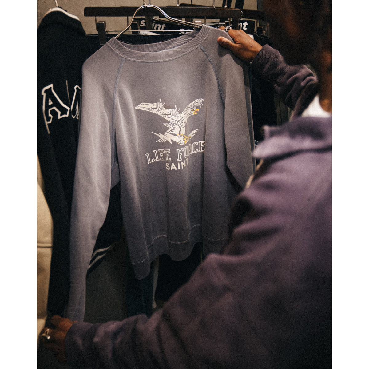 RAGLAN CRW N SWT/LIFE FORCE / NAVY