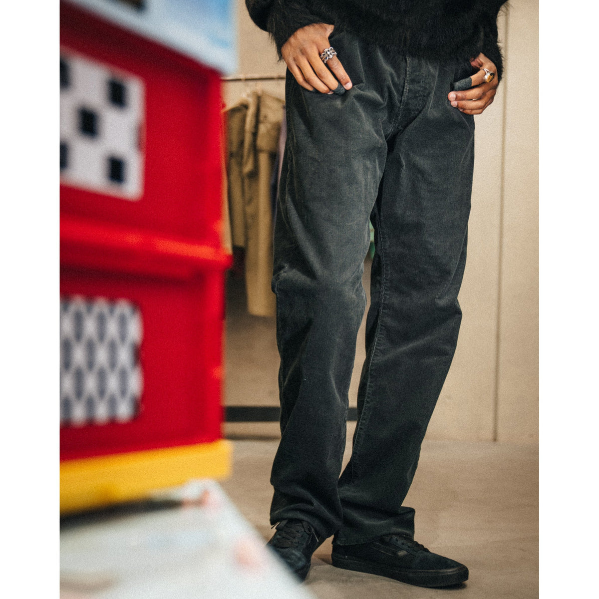 CORDUROY PANTS/STRAIGHT / BLACK