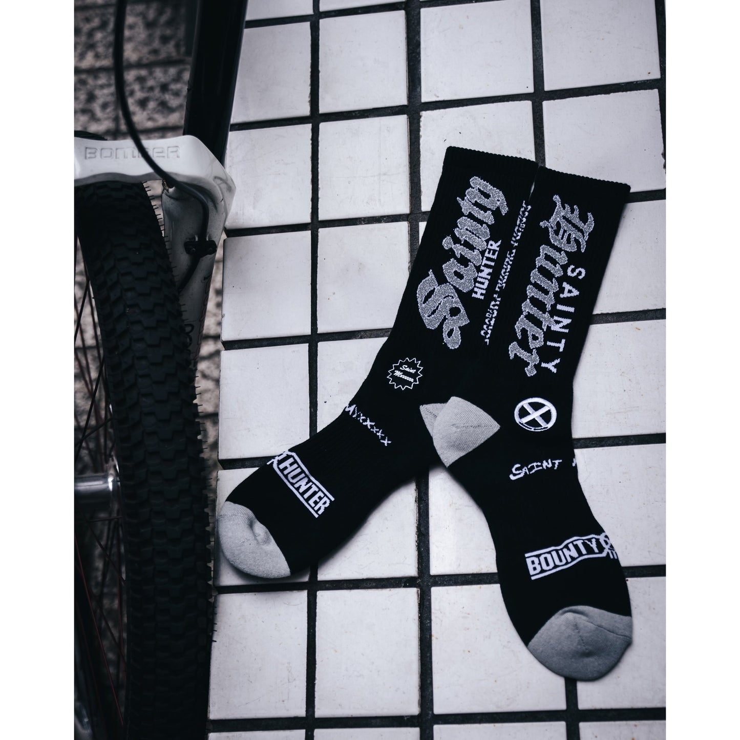 SAINT Mxxxxxx x BOUNTY HUNTER BH_SOCKS/SAINTY HUNTER / BLACK