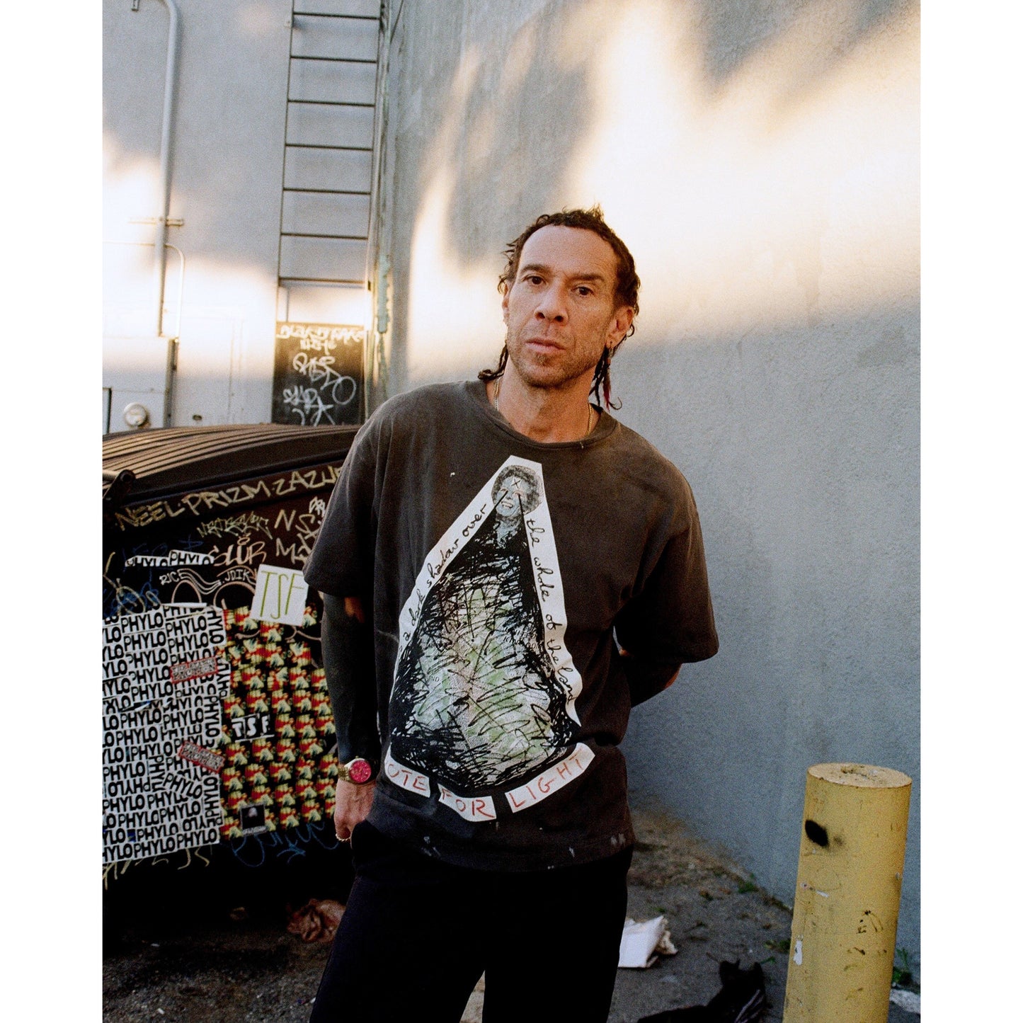 SAINT Mxxxxxx x Jamie Reid JR_SS T-SHIRT/VOTE F LIGHT / BLK