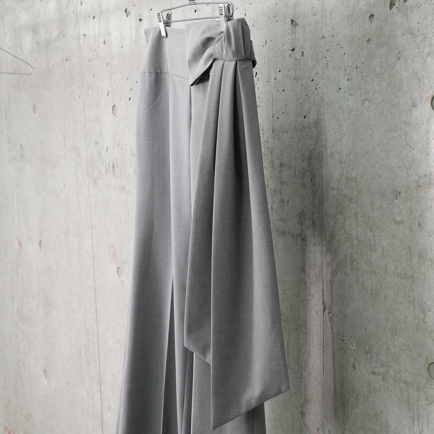 SUNO PANT / LIGHT GREY