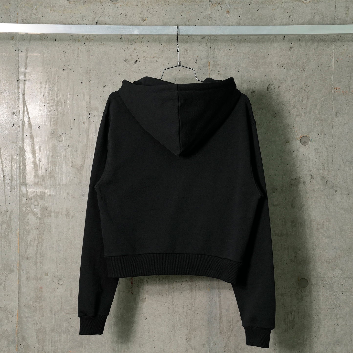 REGINA HOODIE / BLACK BLACK