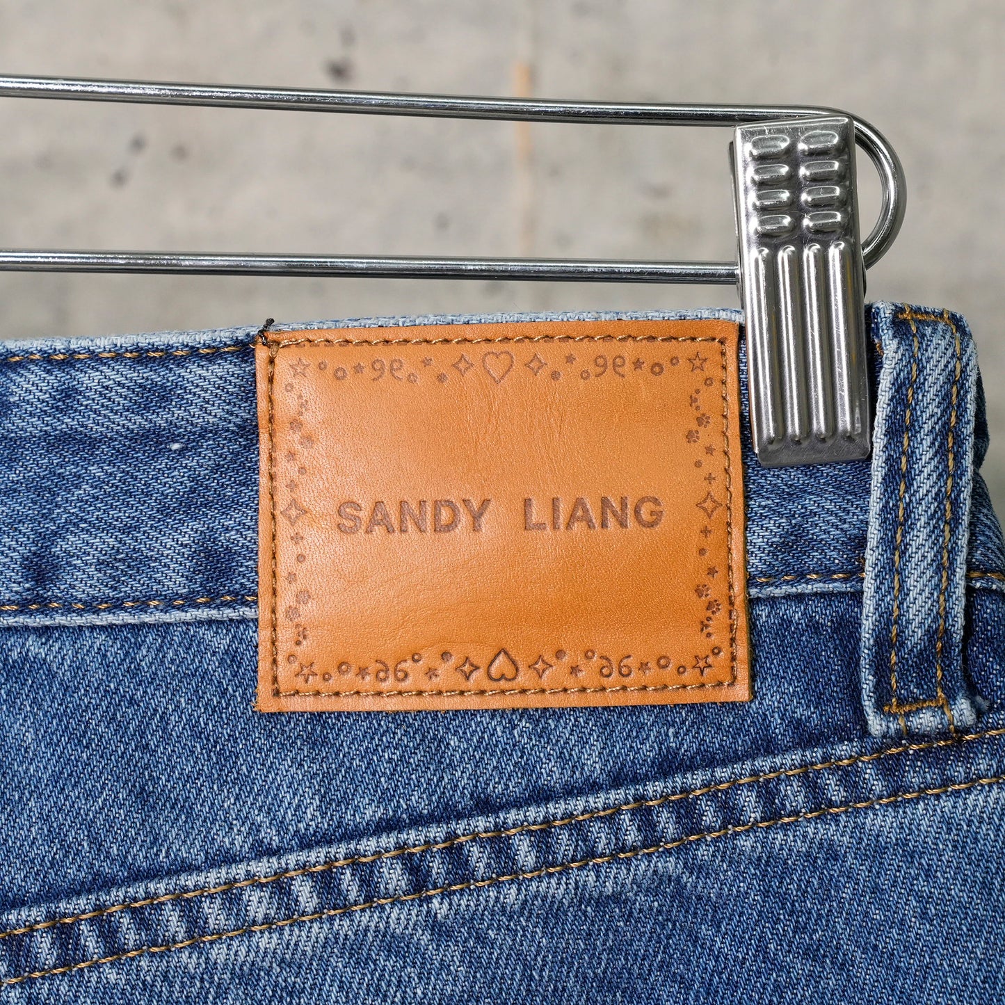 UPDO JEAN / MEDIUM BLUE