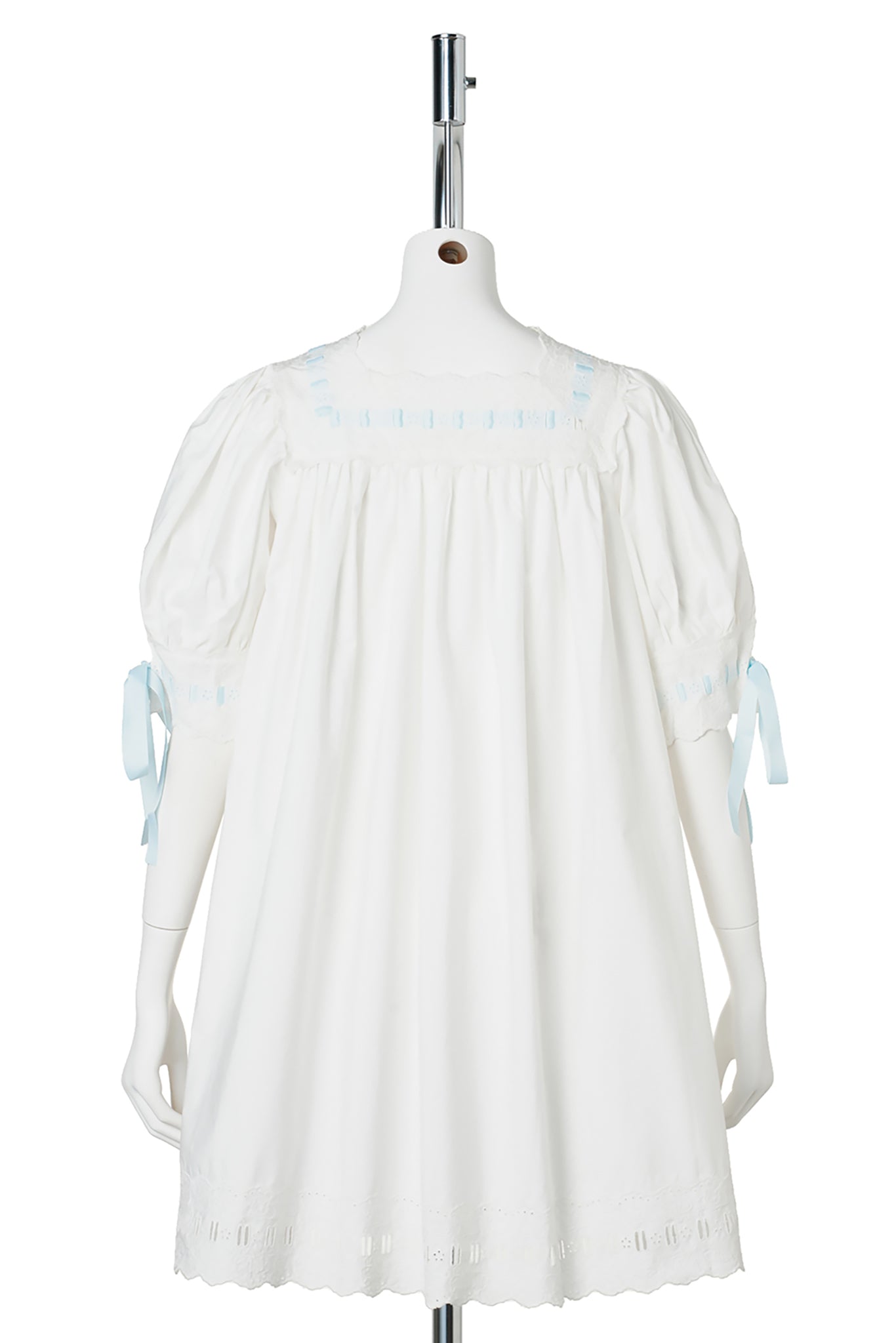 DAIKON DRESS / WHITE