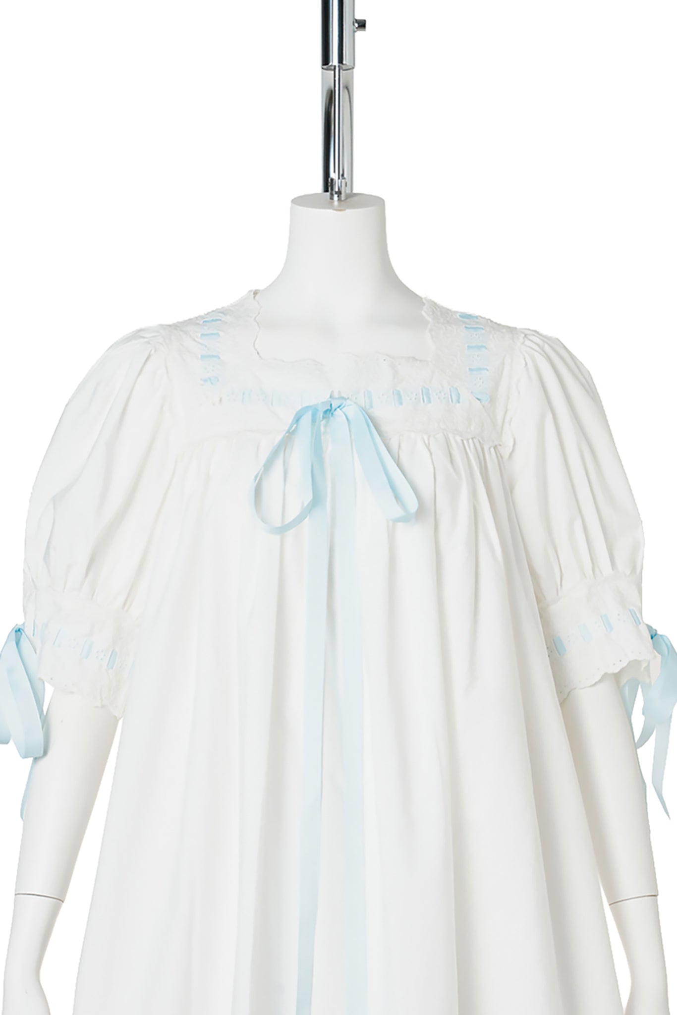 DAIKON DRESS / WHITE
