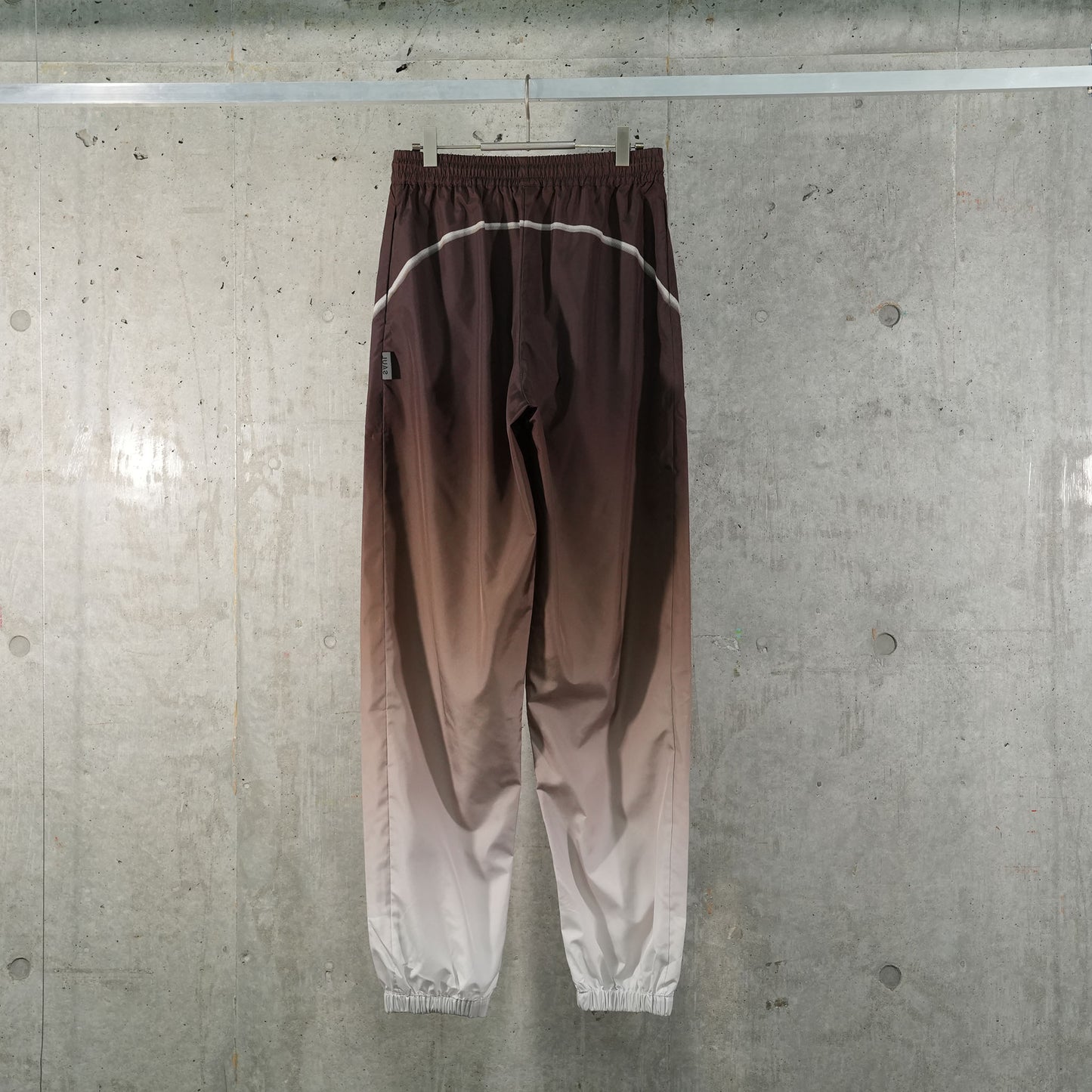 BE HAPPY TRACK PANT (SMILEY) / BROWN/PLATINUM