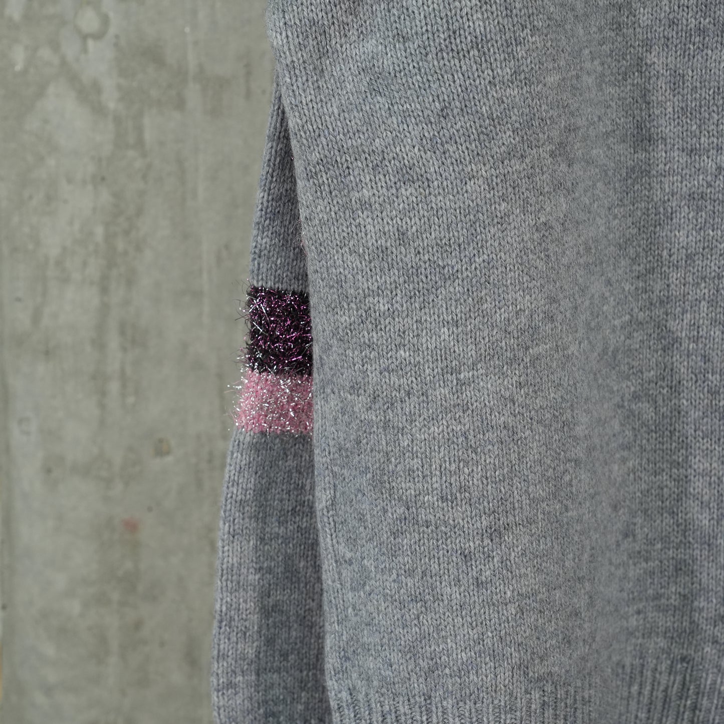 DAZZLING KNIT PULLOVER / GRAY