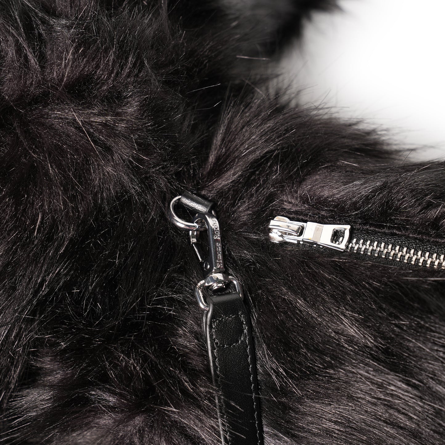 FAUX FUR HARE CROSSBODY BAG / 151:BLACK/CLEAR