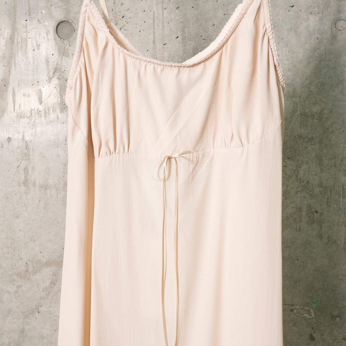 NEGLIGEE BOW DETAIL SLIP DRESS / 700:NUDE