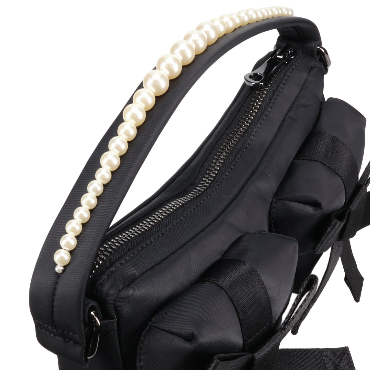 UTILITY BOW POCKET POCHETTE BAG W/EMB / 151:BLACK/PEARL