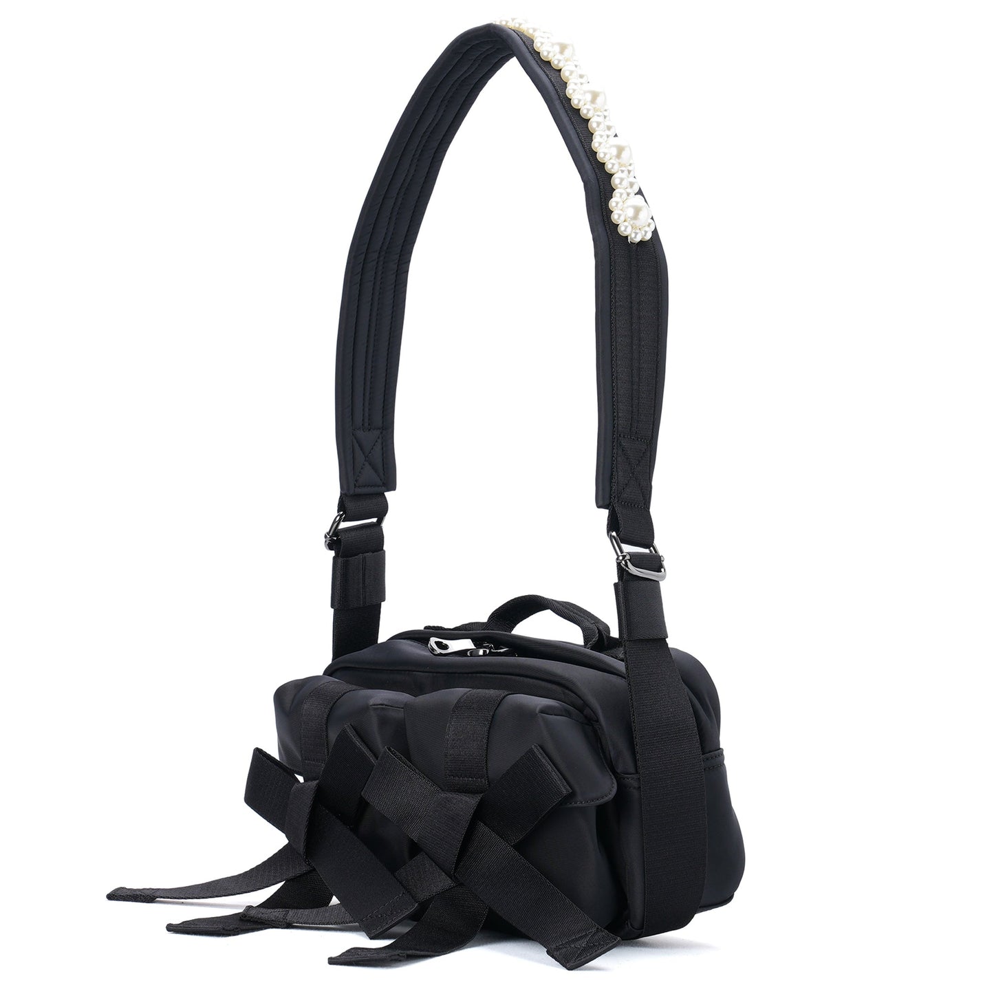 CLASSIC BOW CROSSBODY BAG W / 151:BLACK/PEARL