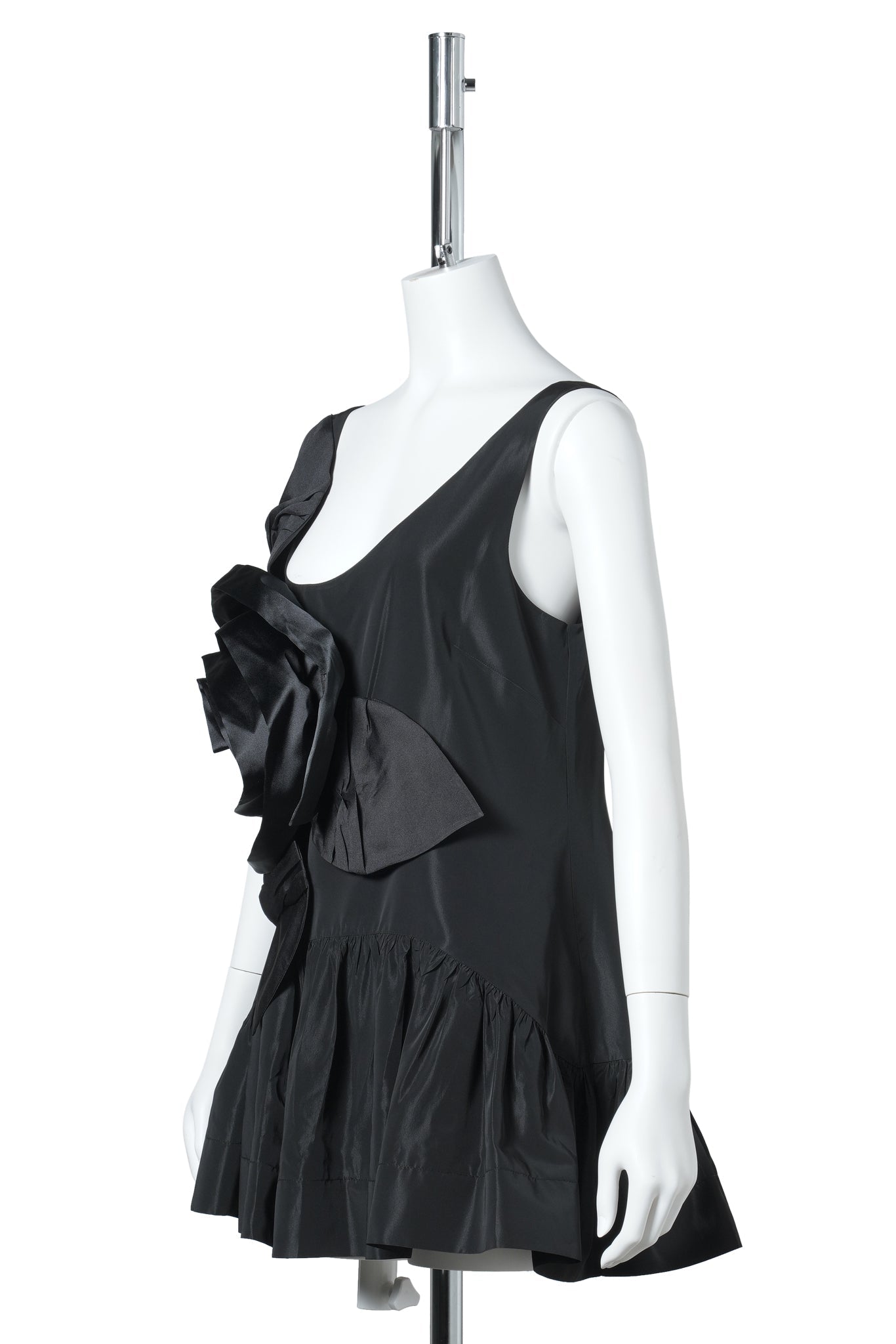 PRESSED ROSEITE TILTED NECK PEPLUM TOP / 150:BLACK/BLACK