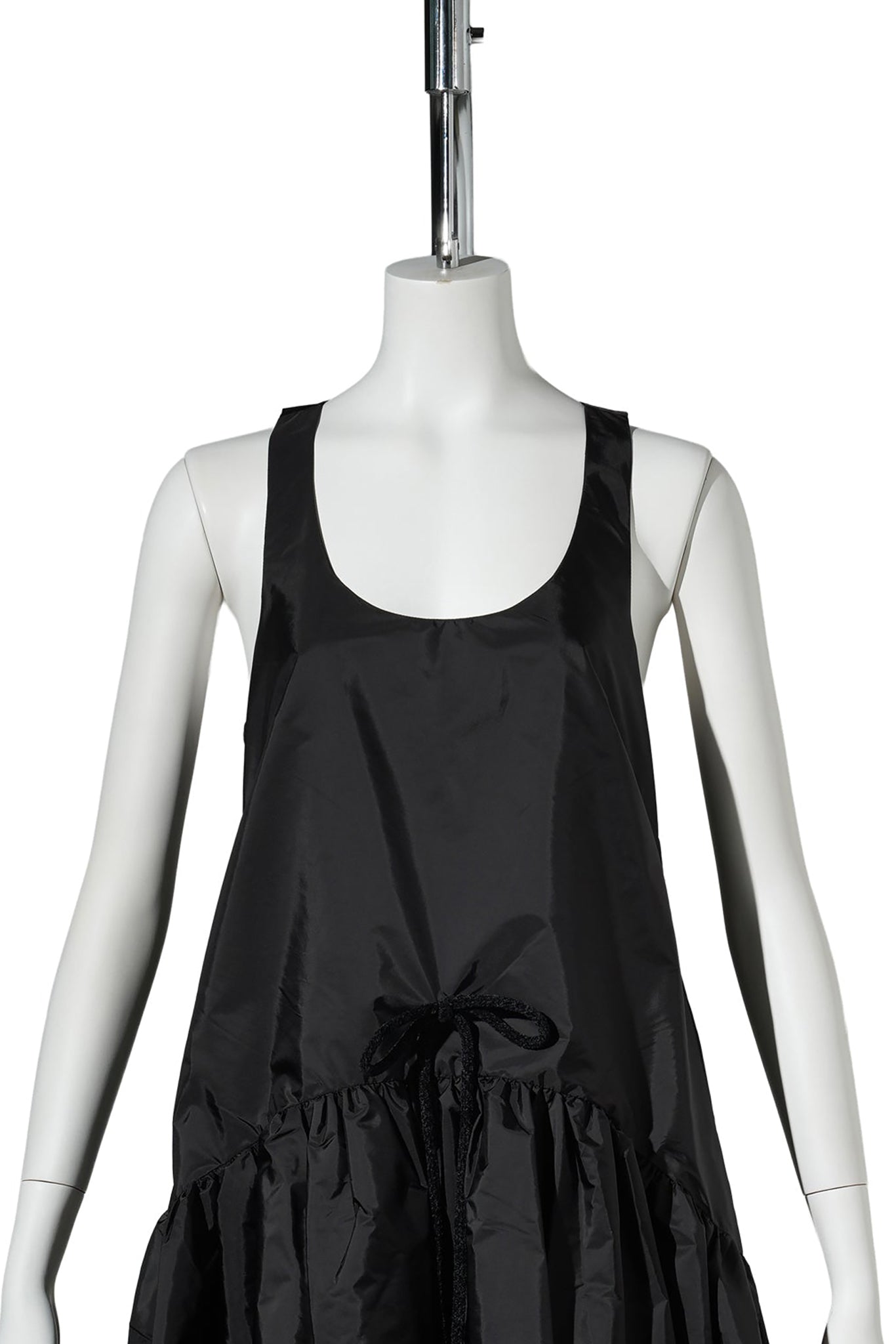 TAPERED BACK PEPLUM MINI DRESS / 150:BLACK/BLACK