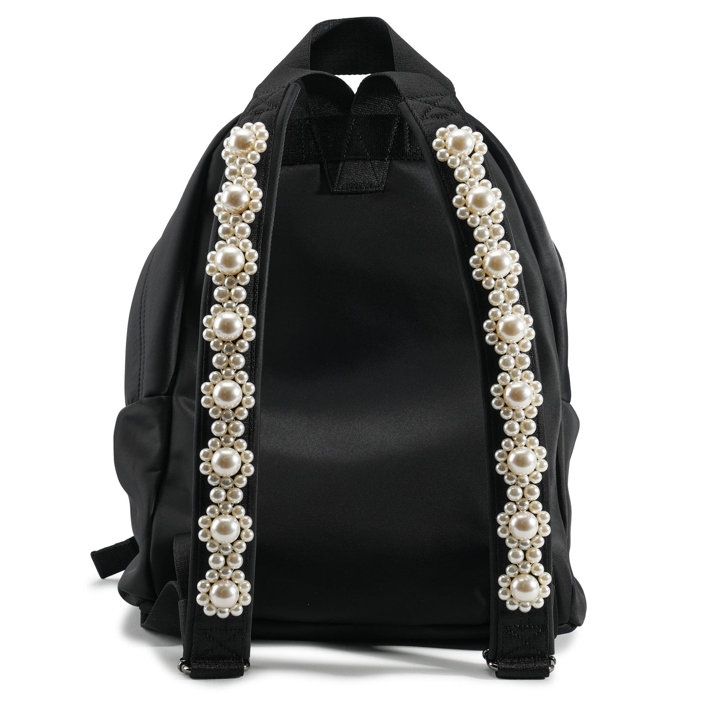 BOW FRONT BACKPACK W/EMB / 155:BLACK/PEARL