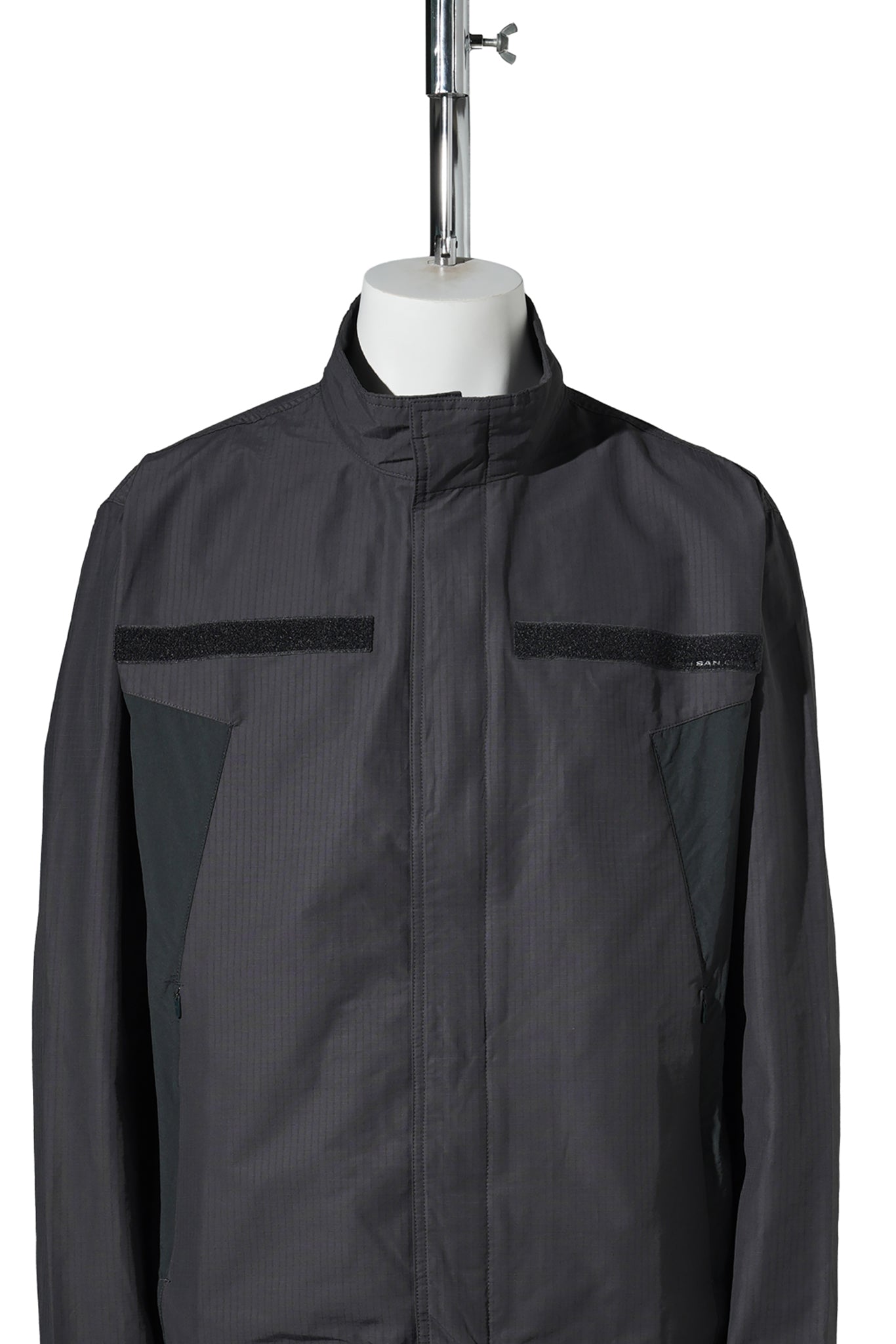 CONVERTIBLE JACKET / CHARCOAL