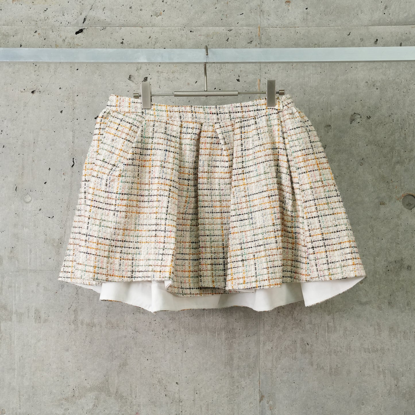 IRREGULAR PLEATED SKIRT / COLORFUL