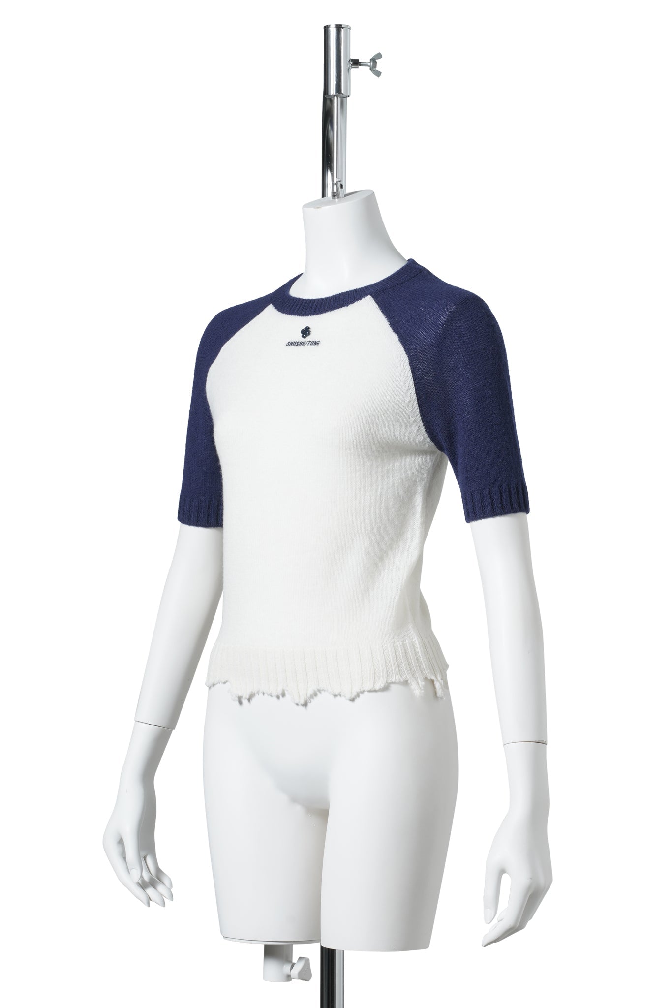 COLOR-BLOCK RAW-EDGE SHORT-SLEEVE KNIT TOP / WHITE