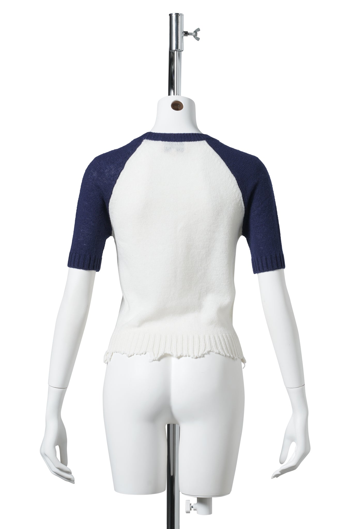 COLOR-BLOCK RAW-EDGE SHORT-SLEEVE KNIT TOP / WHITE