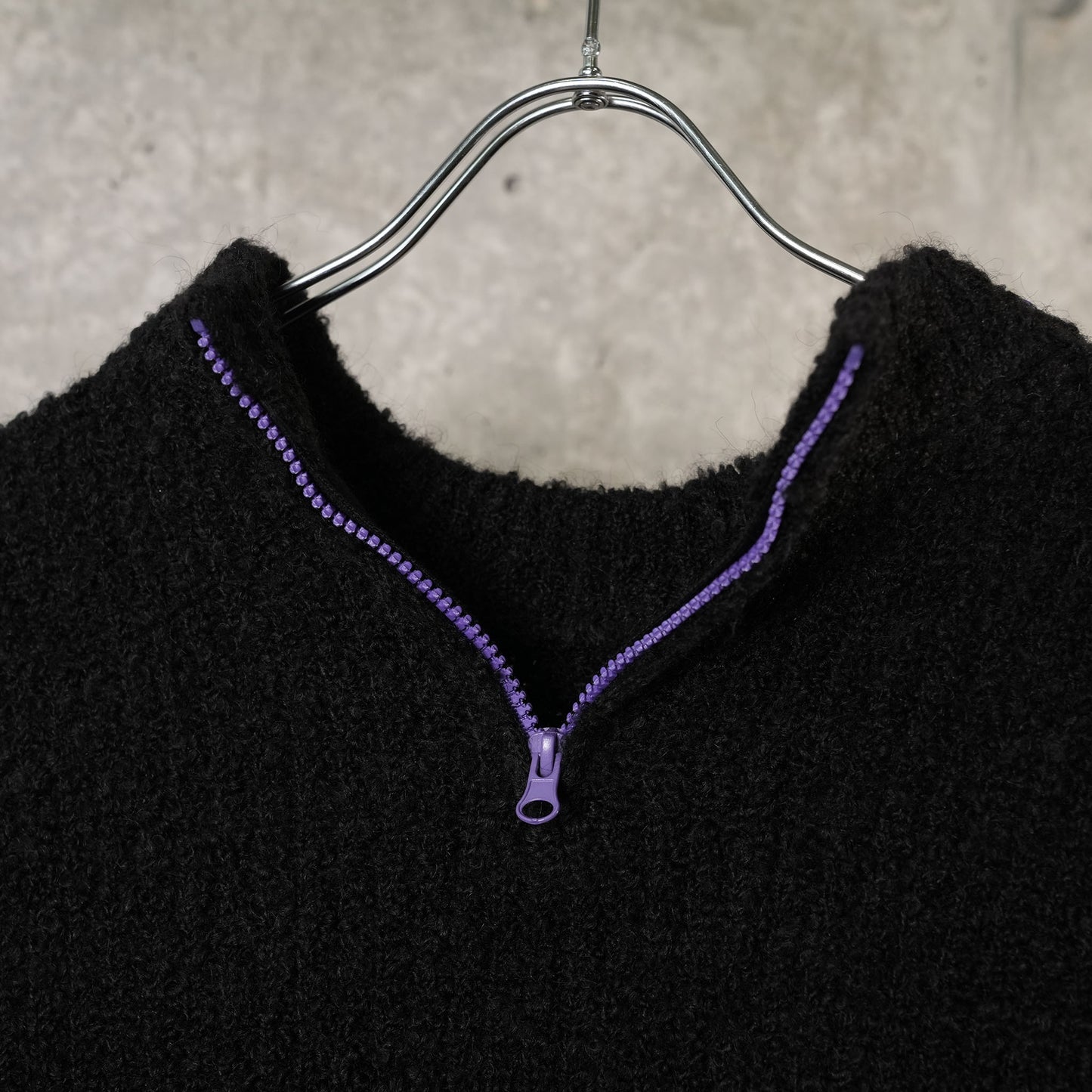 FLEECE KNIT PULL OVER / BLACK