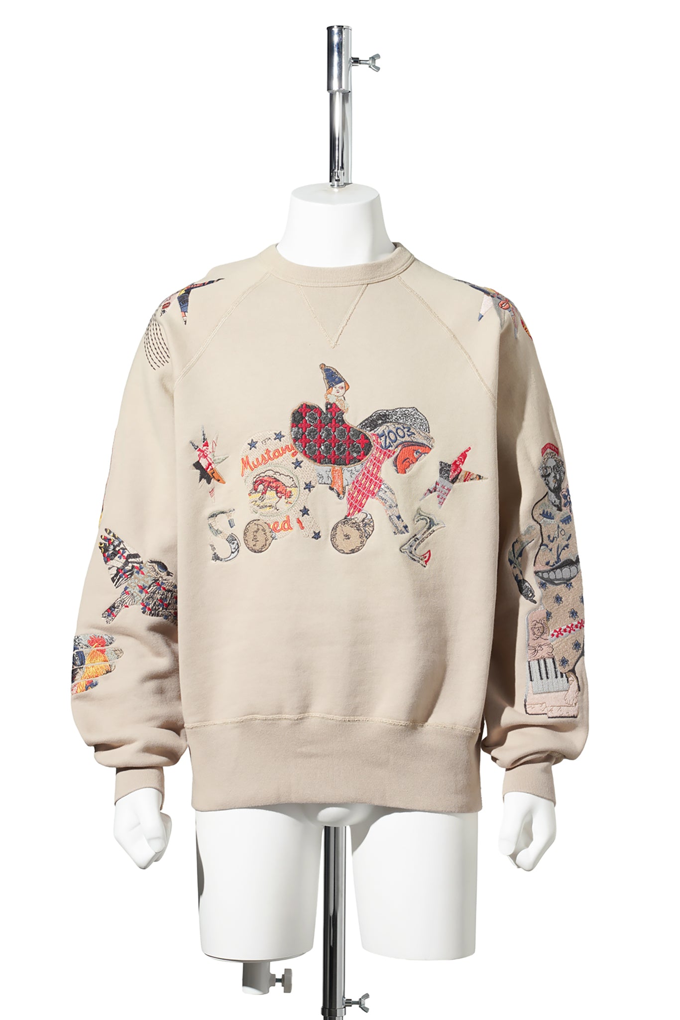 COLLAGE CREWNECK / BEIGE