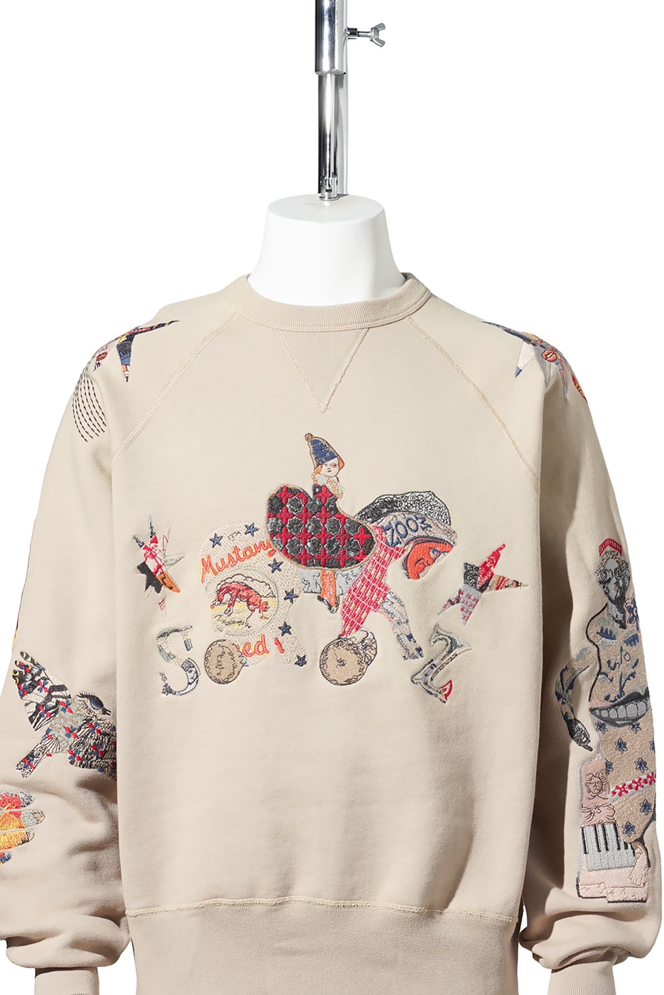 COLLAGE CREWNECK / BEIGE
