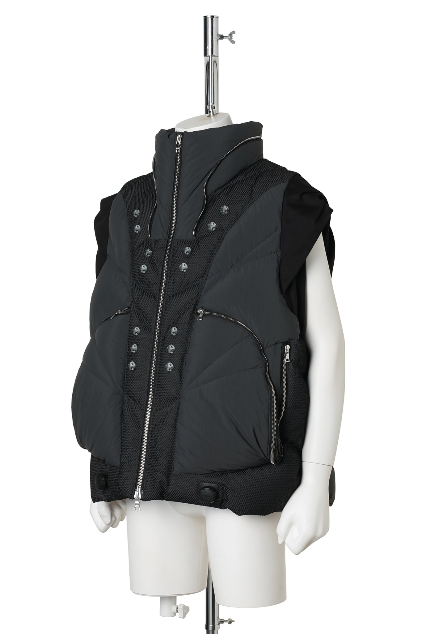 3D PRINTED MODULAR HEAVY DOWN VEST / BLACK&WHITE 3D PRINTED BLACK MESH+DARKGRAY NYLON