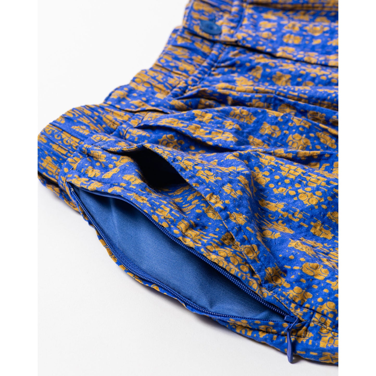 BLEEDING LOGO BALLOON PANTS / BLUE x MUSTARD