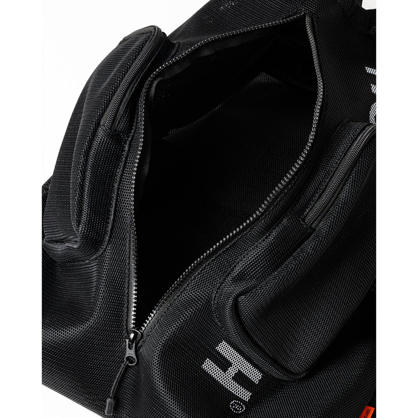 LOGO MESH KNAPSACK / BLACK