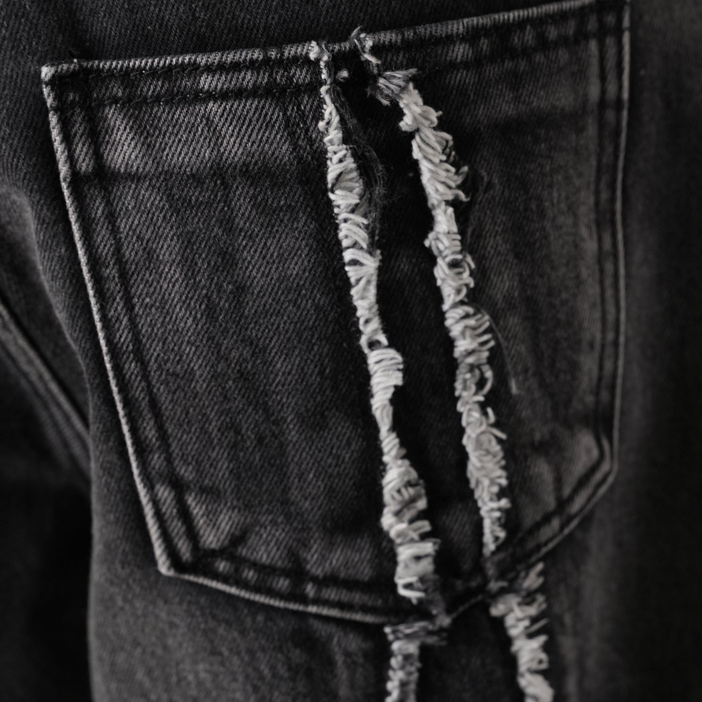 TRIBAL DENIM PANTS / BLACK