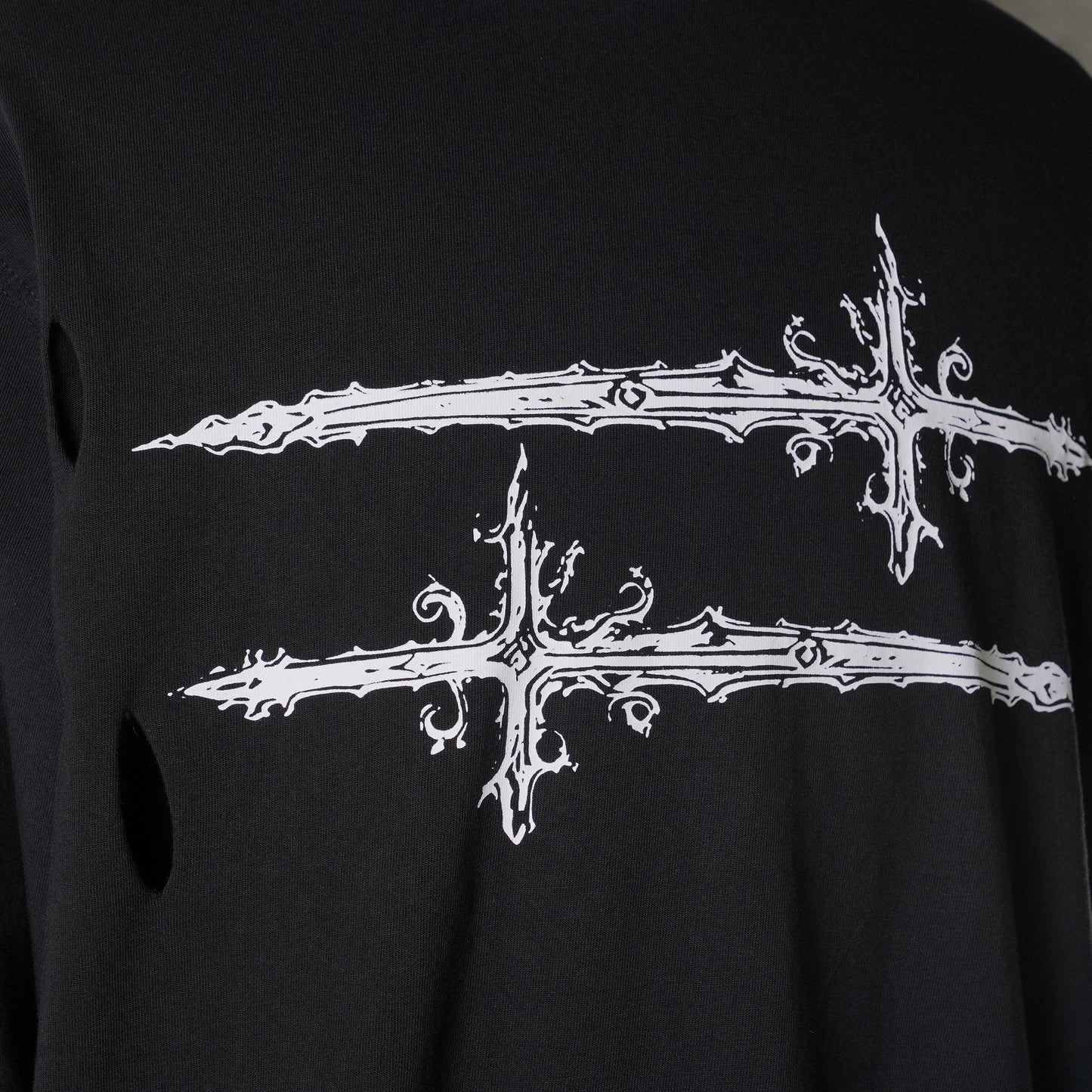 CROSS T LONG SLEEVE / BLACK