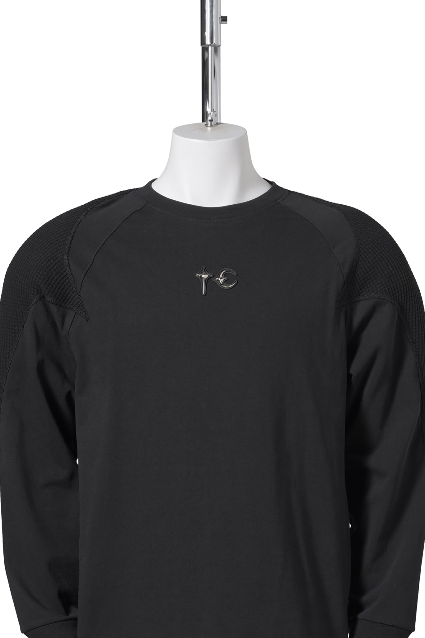 T-PADDED LONG SLEEVE / BLACK
