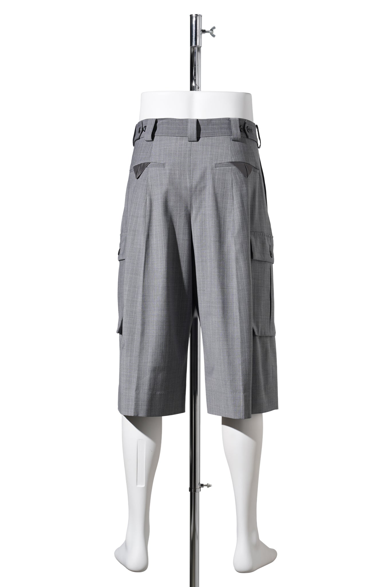 WIDE CARGO SHORTS / GRAY STRIPE