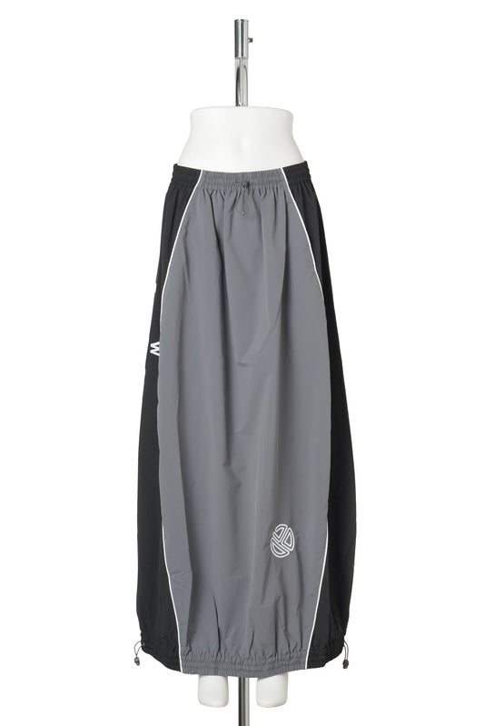 UPSIDE DOWN WINDBREAKER SKIRT / BLACK/GREY
