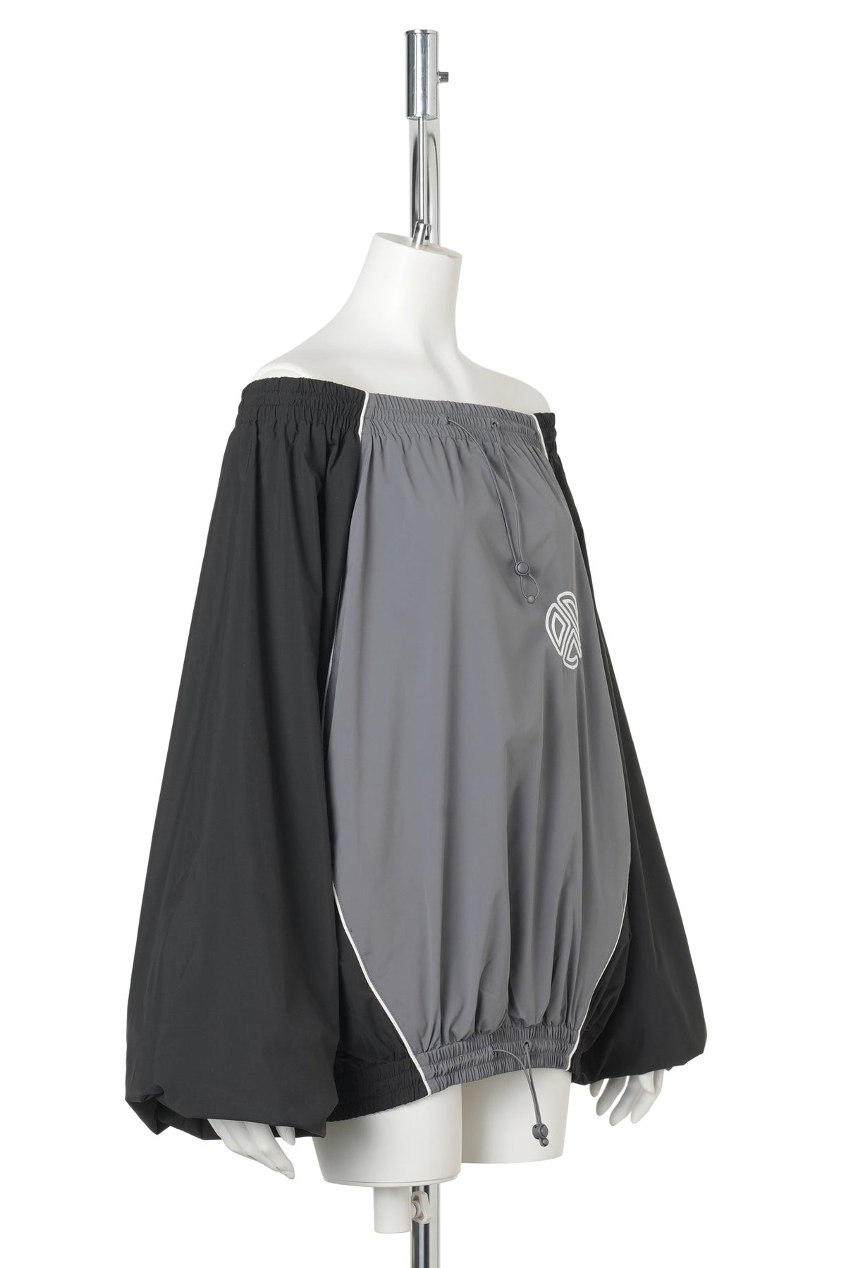 UPSIDE DOWN WINDBREAKER CREWNECK / BLACK/GREY