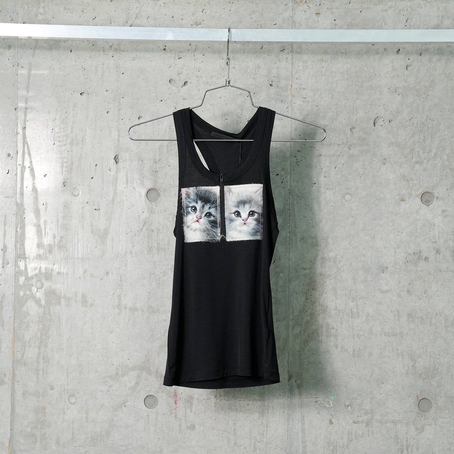 BLACK VINTAGE CAT PATTERN DECORATIVE TANK TOP / BLACK