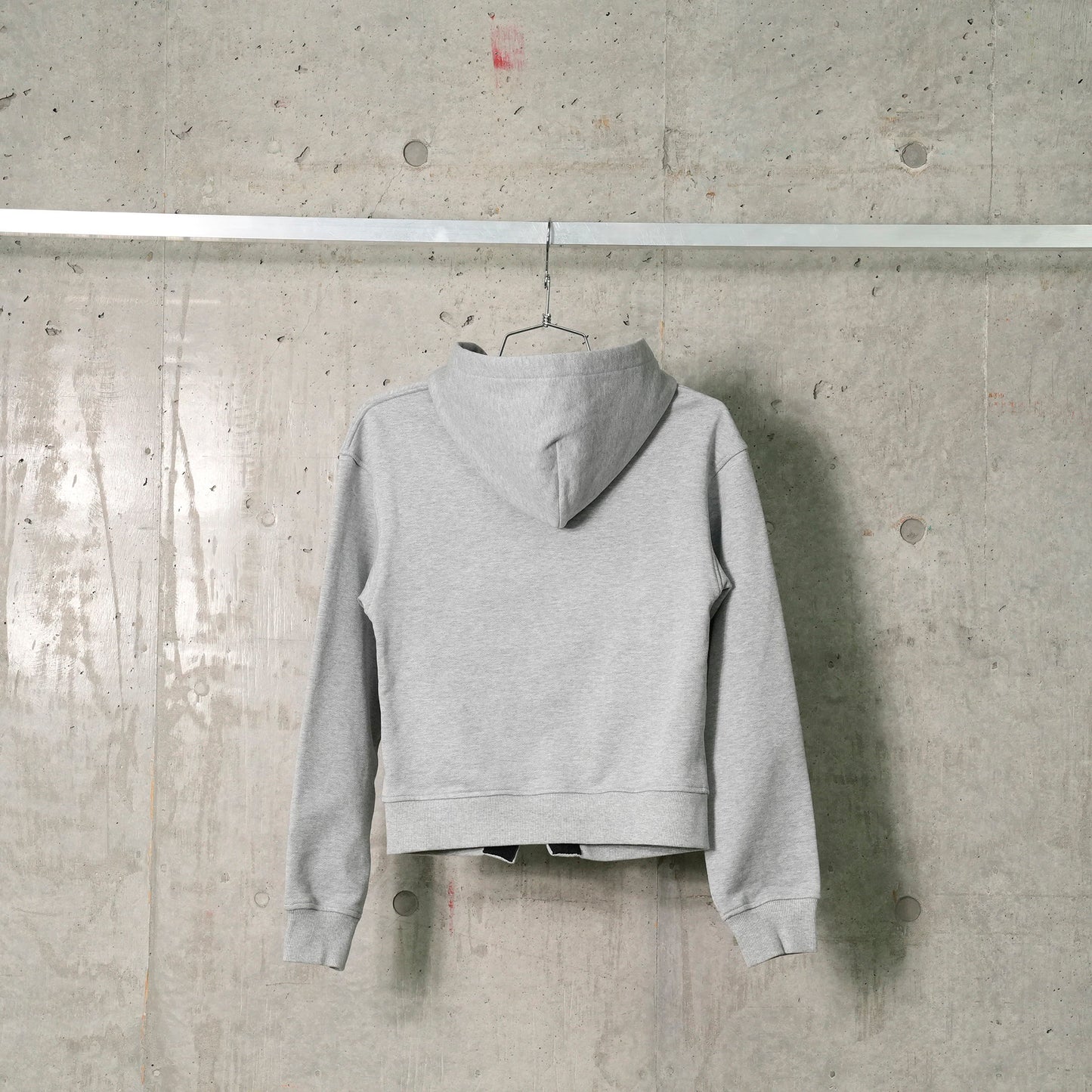 GRAY RUCHED ZIP HOODIE / GRAY